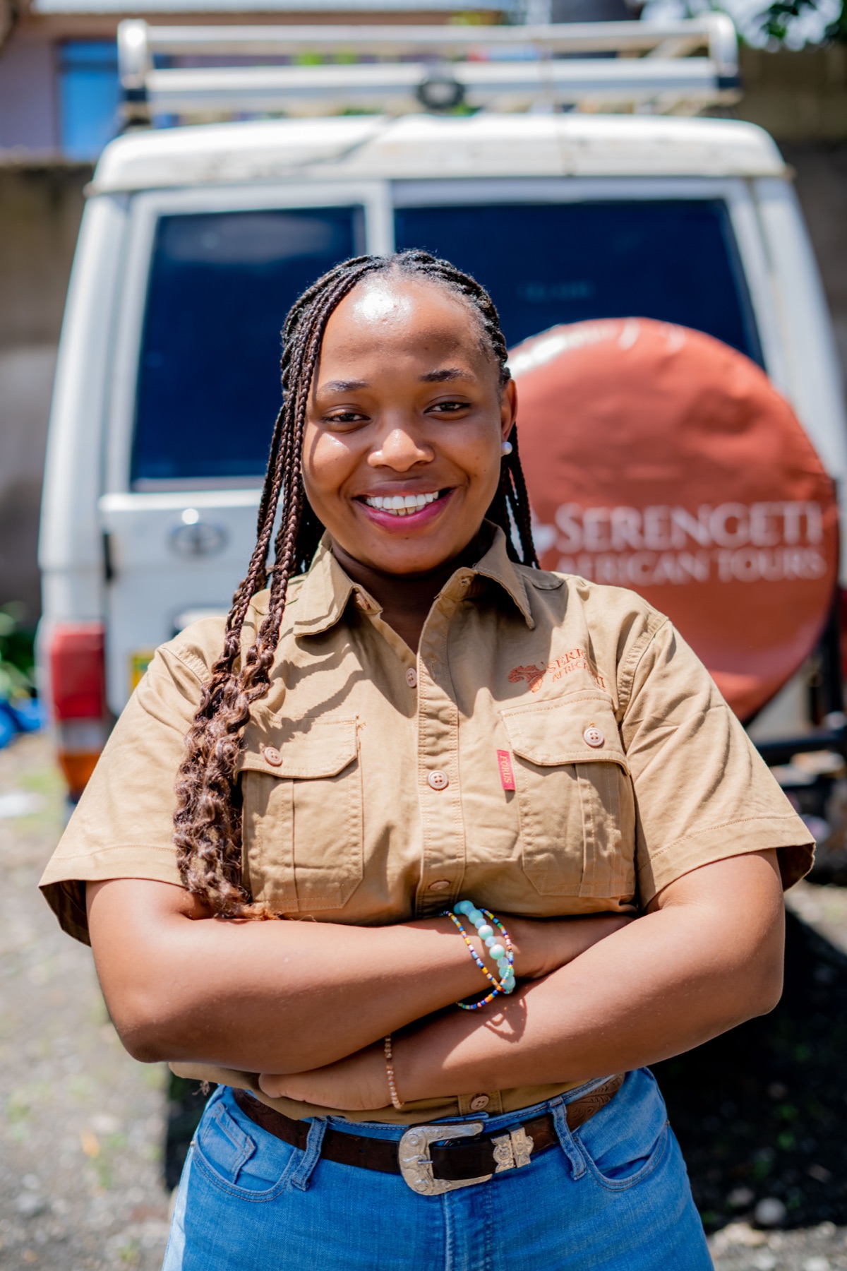 Neema Muro, Sales Consultant