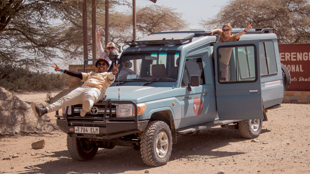 3 days Tanzania big 5 safari-Midrange Lodge