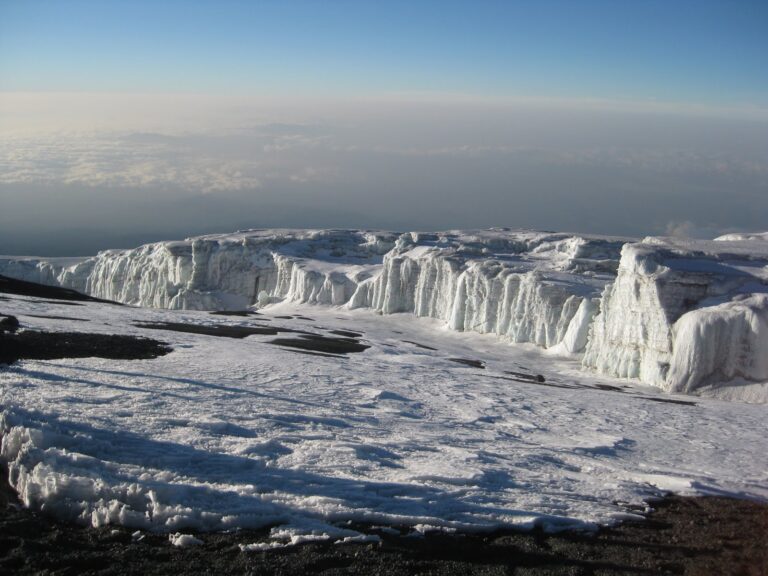 6-Day Experience Kilimanjaro Trekking via Machame Route