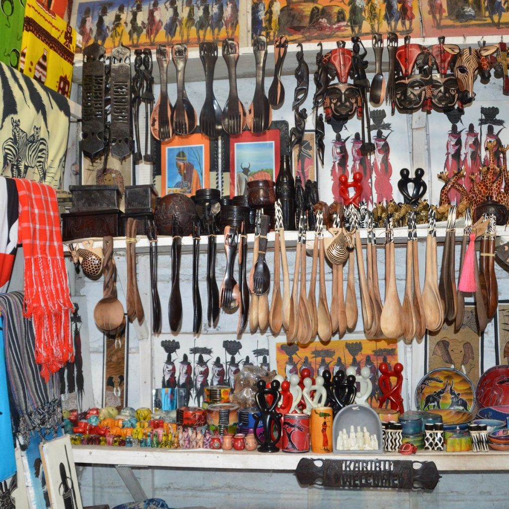 maasai market curios