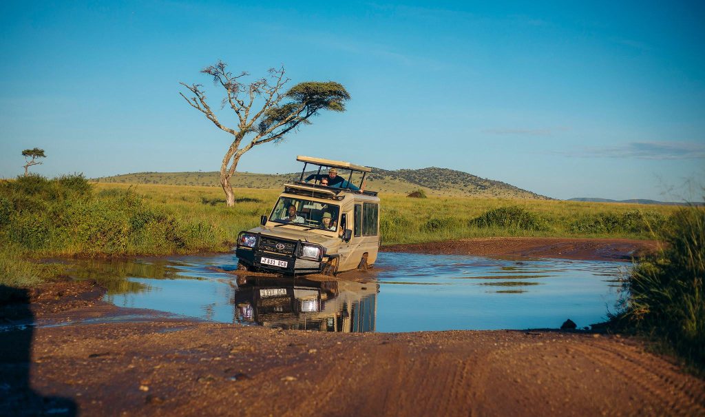 safari vehicle rainy
