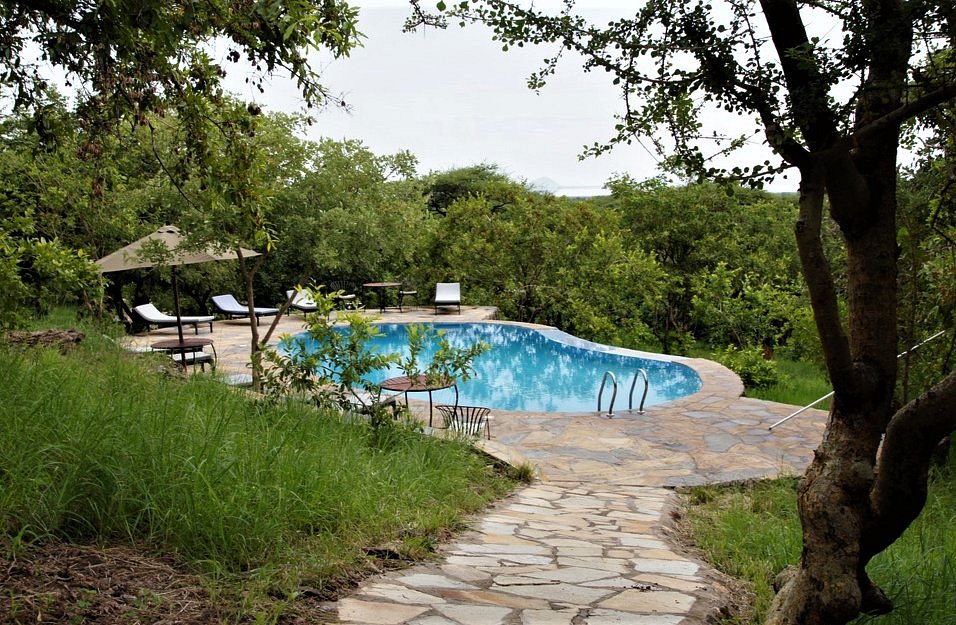 sangaiwe tented lodge