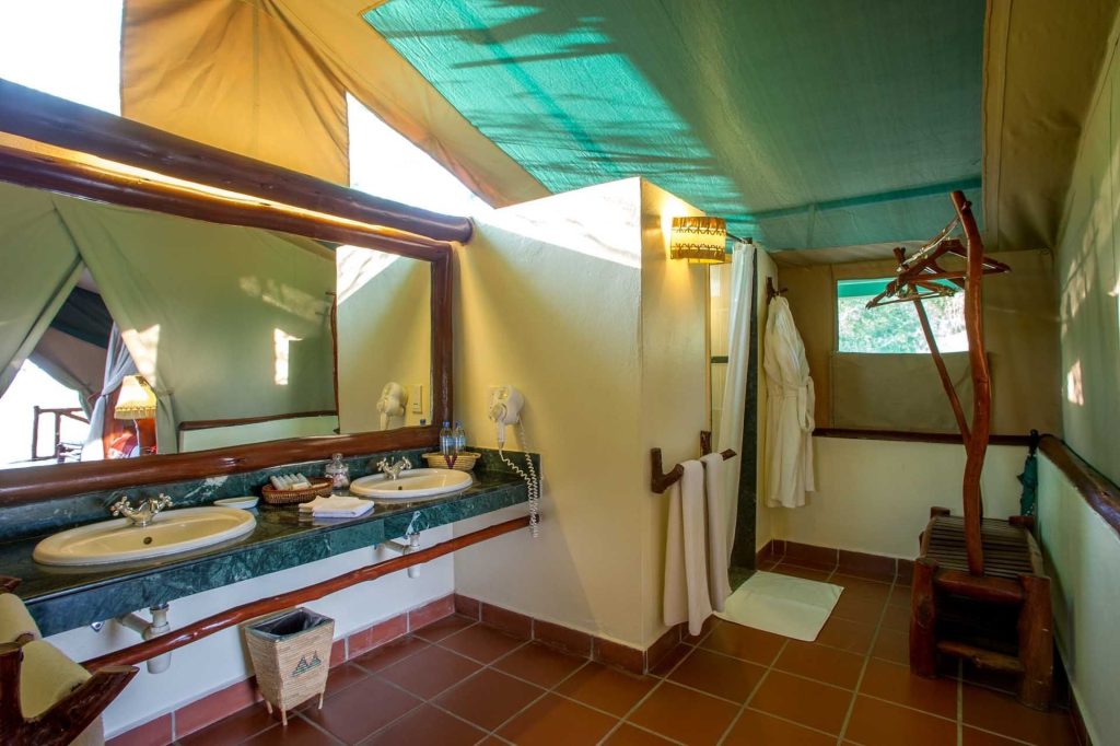Serengeti Mara River Camp