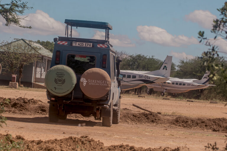 4-Day Exciting Mid Range Honeymooners Fly-in Safari