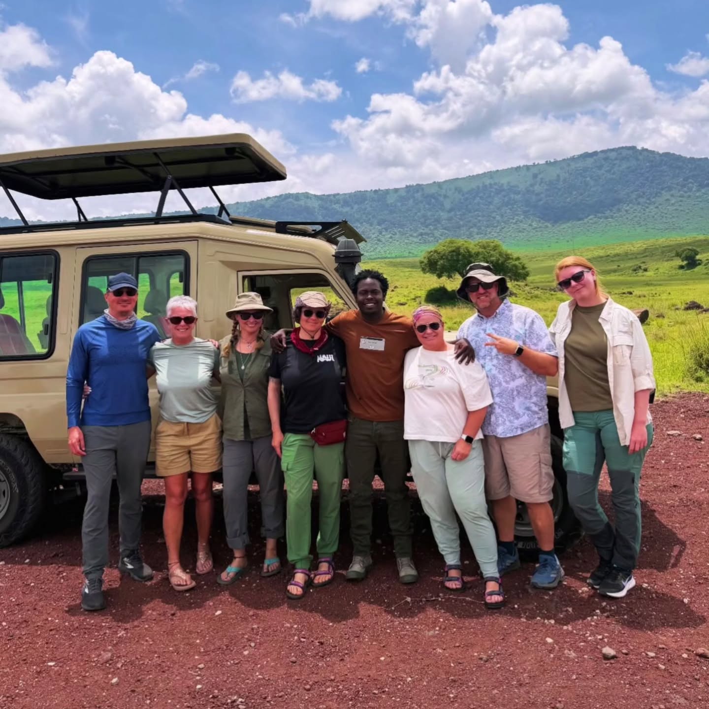 Serengeti African Tours guides