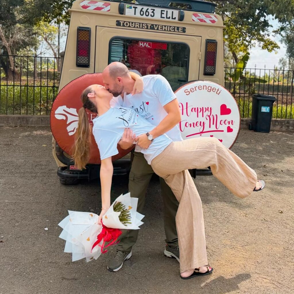 3-Day Honeymooners Fly in Luxury Safari